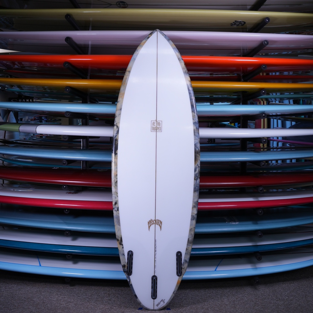 Lost Retro Tripper PU/Poly 5'6" - bottom