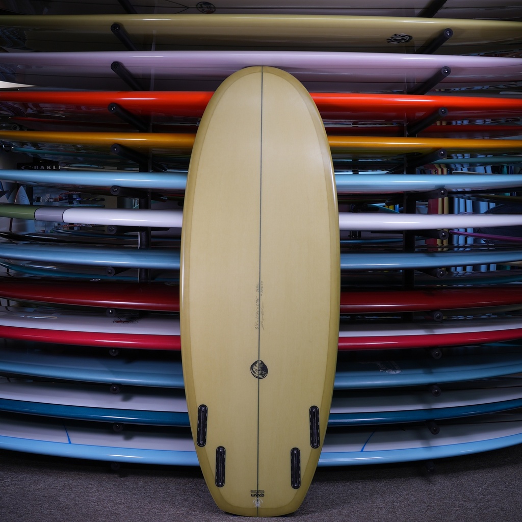 Warm Winds Quadhog PU/Poly 5'4" - bottom