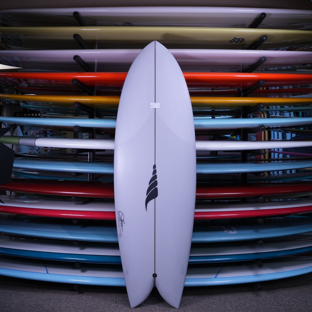 Solid Throwback Fish PU/Poly 5'6"
